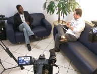 TV Câmara Entrevista recebe especialista em Marketing Digital e E-commerce