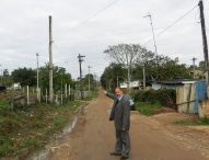 Após reunião com moradores, Valmir cobra iluminação em bairros da região oeste