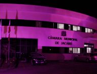 Câmara de Jacareí entra na campanha Outubro Rosa