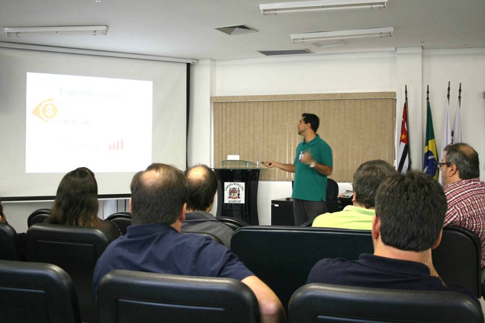 Escola do Legislativo promove palestra sobre desenvolvimento de competências pessoais