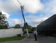 Valmir do Parque Meia Lua solicita a manutenção de poste no Jardim Santa Maria