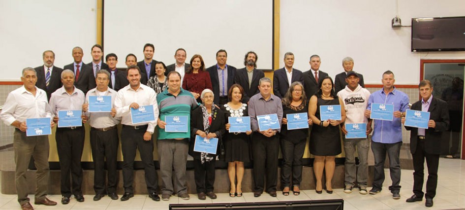 “Ser líder é reconhecer a humanidade do outro”, disse homenageada em evento na Câmara