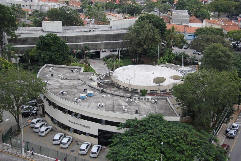 Câmara de Jacareí faz audiência para discutir efeitos da PEC dos gastos públicos