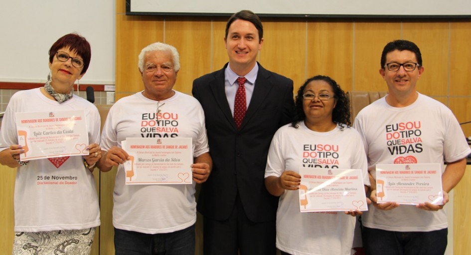 Doadores de sangue recebem homenagem da Câmara de Jacareí