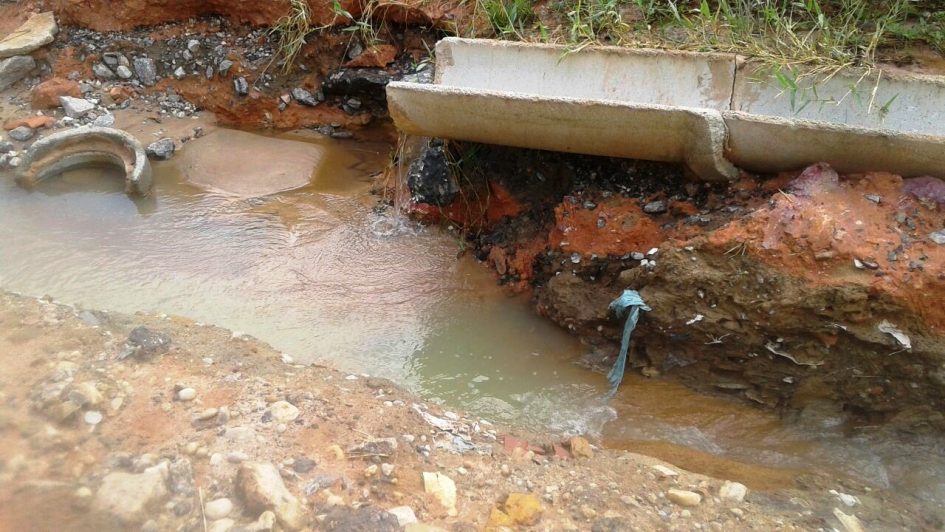 Atenção com as chuvas de verão leva Dra. Márcia a solicitar benfeitorias na cidade