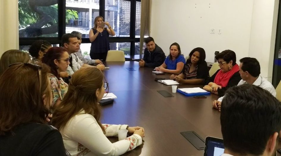 Frente de Habitação discute regularização fundiária com presidente da Pró-Lar