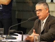 Fernando quer informações sobre exames de próstata realizados pela rede municipal