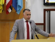 Luís Flávio questiona prefeito sobre atraso para conclusão da terceira ponte