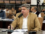Dr. Rodrigo questiona prefeito sobre índice de retrabalho em obras do SAAE de Jacareí