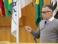 Luís Flávio questiona prefeito sobre revitalização de calçadas na Lucas Nogueira Garcez