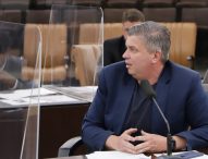 Dr. Rodrigo questiona prefeito sobre execução de emendas impositivas