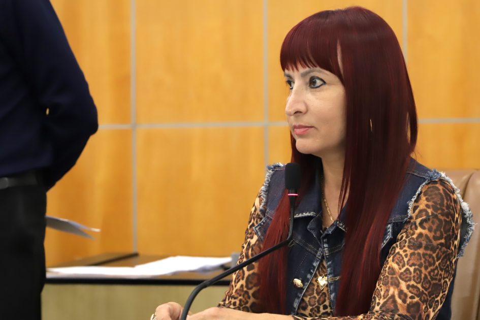Sônia questiona prefeito sobre doações vindas do carnê de IPTU para a causa animal