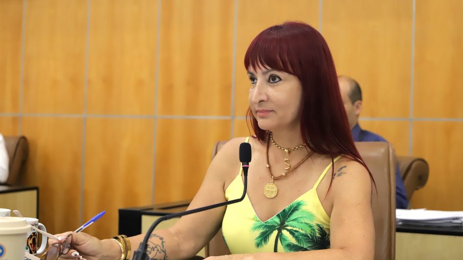 Sônia questiona prefeito sobre liberação de emendas às entidades da causa animal