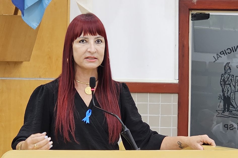 Sônia questiona prefeito sobre retirada de árvores no Parque Brasil