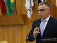 Luís Flávio questiona prefeito sobre obras de pavimentação e drenagem no Veraneio Ijal e Irajá